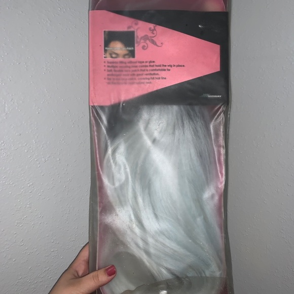 Icey Blue Lace Front Women’s Wig - Picture 2 of 4